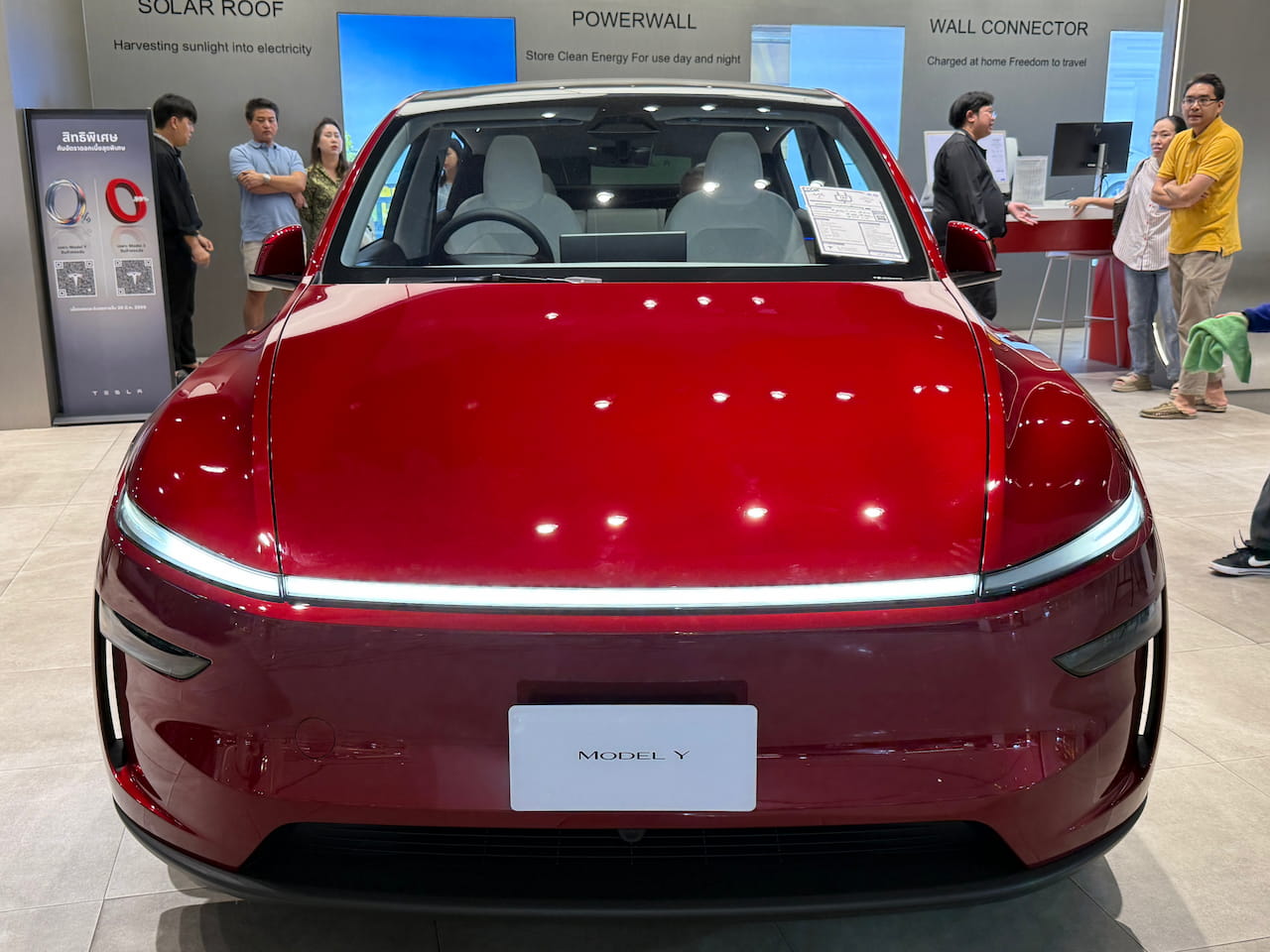 New Tesla Model Y Juniper front live image